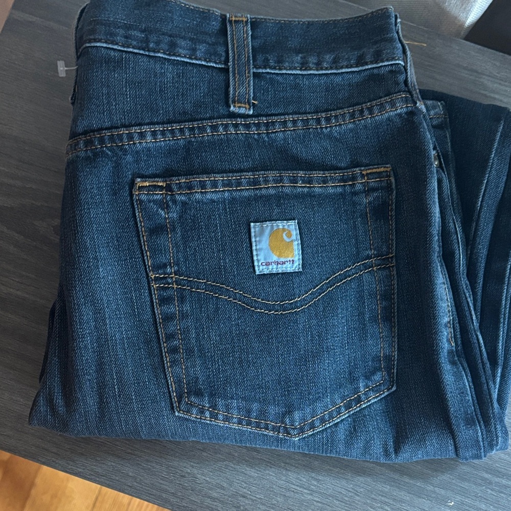 NWOT Carhartt Men's Relaxed Fit Dark Blue Jeans